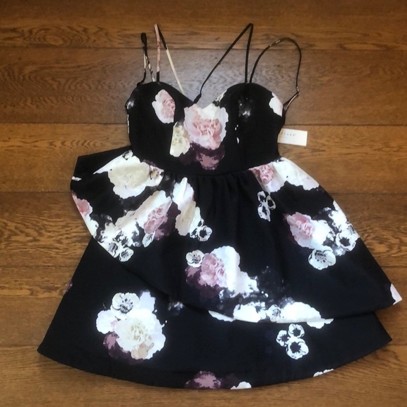 NWT Keepsake the Label REVOLVE Last Stand Dress S